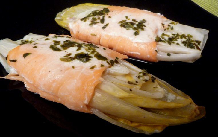 Endives au saumon fumé et crème légère citronnée