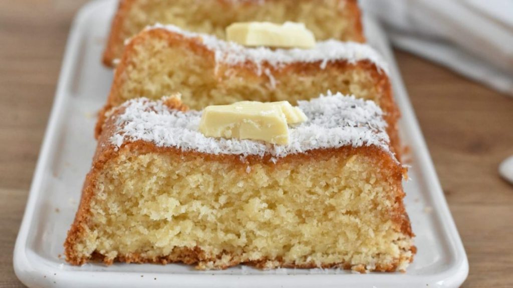 Cake à la noix de coco et au chocolat blanc